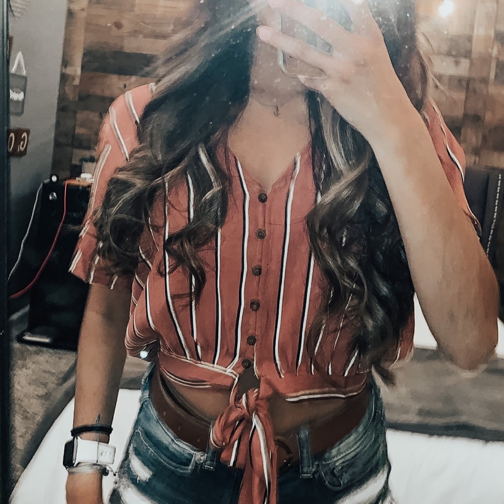 Sky and Sparrow top